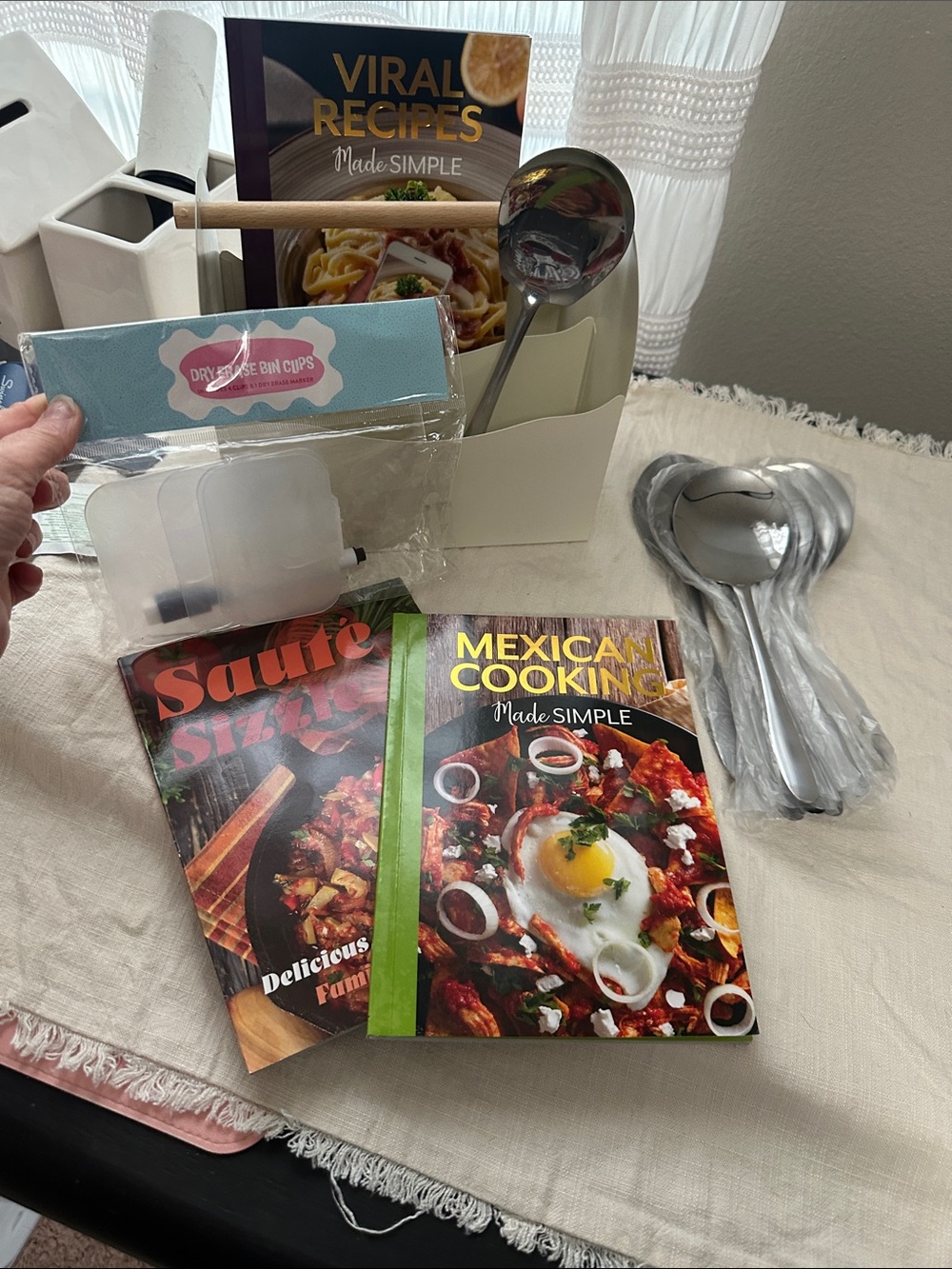 Cream Kitchen Utensil Caddy with 12 Serving Spoons, 3 cook books & 4 bin clips